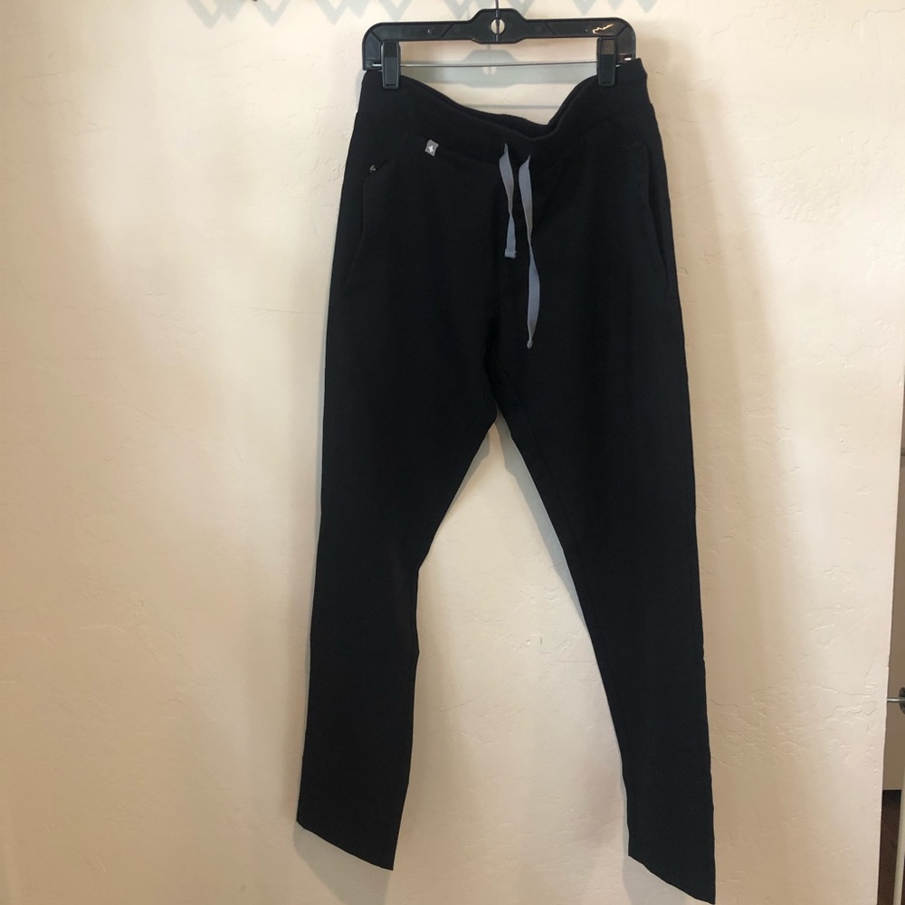 Figs scrubs, worn 2-3 times